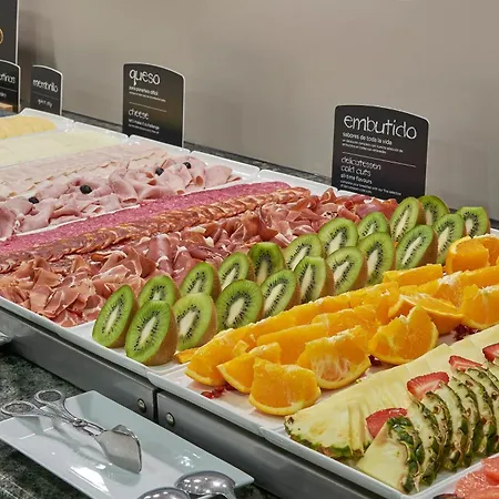 Ξενοδοχείο Hesperia 4*