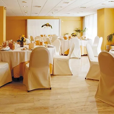 Szálloda Hesperia 4*